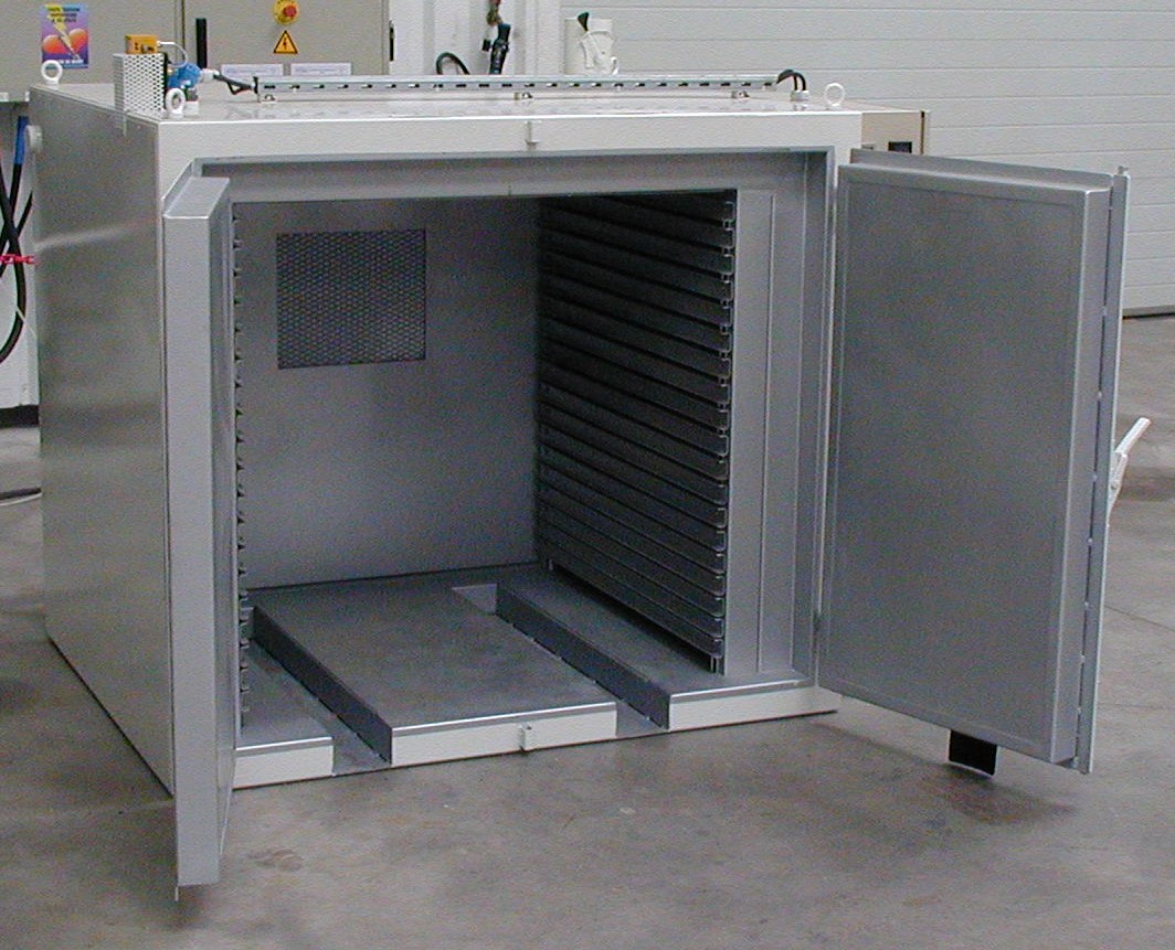 Photo d'une étuve de la gamme MDO (Maxei Drying Oven) pour le séchage atmosphérique (transformateurs et moteurs). Réalisation Arras Maxei